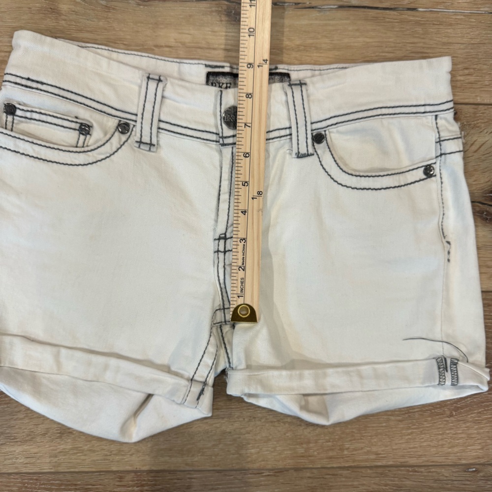 BKE Denim Payton White Jean Shorts Size 2 - Picture 7 of 8